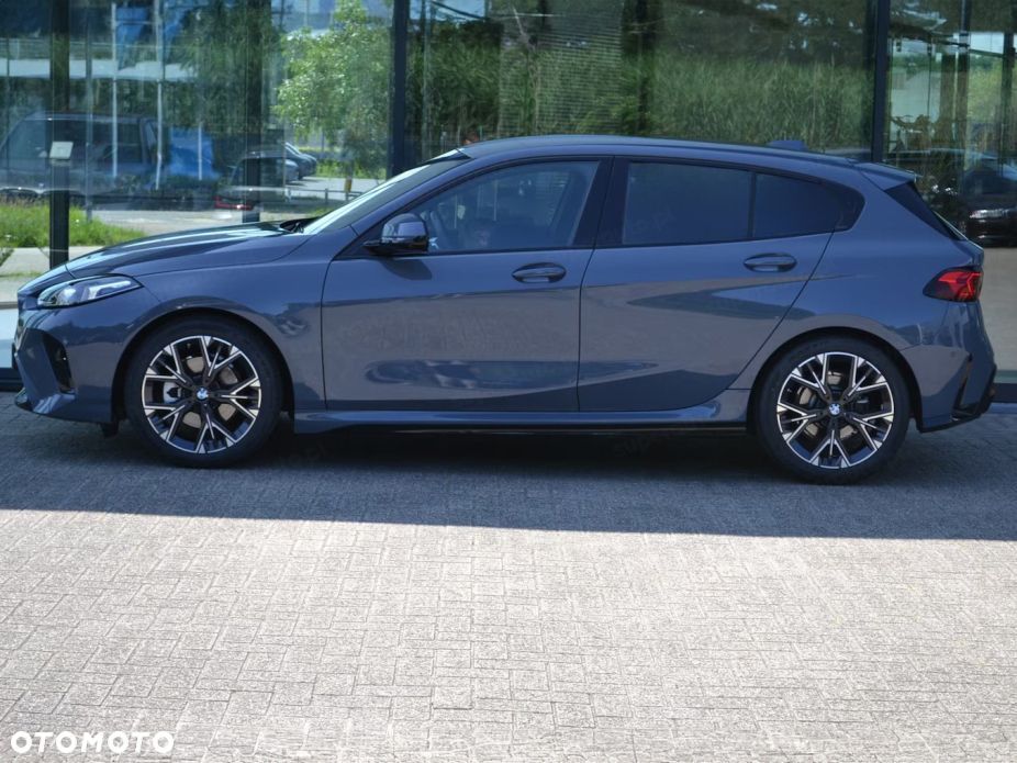BMW Seria 1 120 mHEV - 3