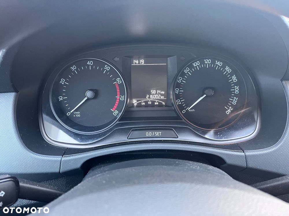 Skoda Fabia 1.2 TSI Active - 5