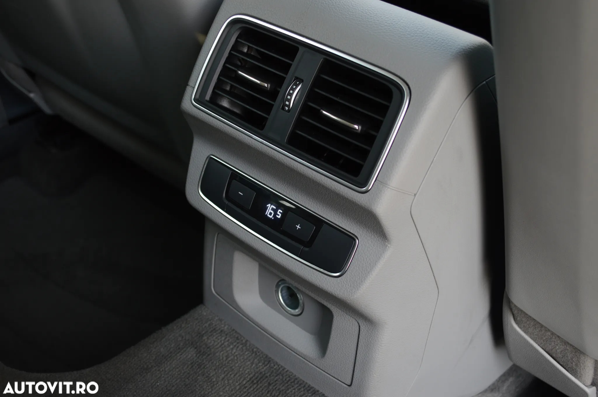 Audi Q5 40 TDI quattro S tronic sport - 31