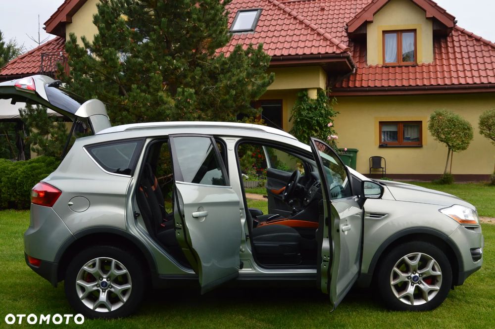 Ford Kuga 2.0 TDCi 4x4 Titanium - 13