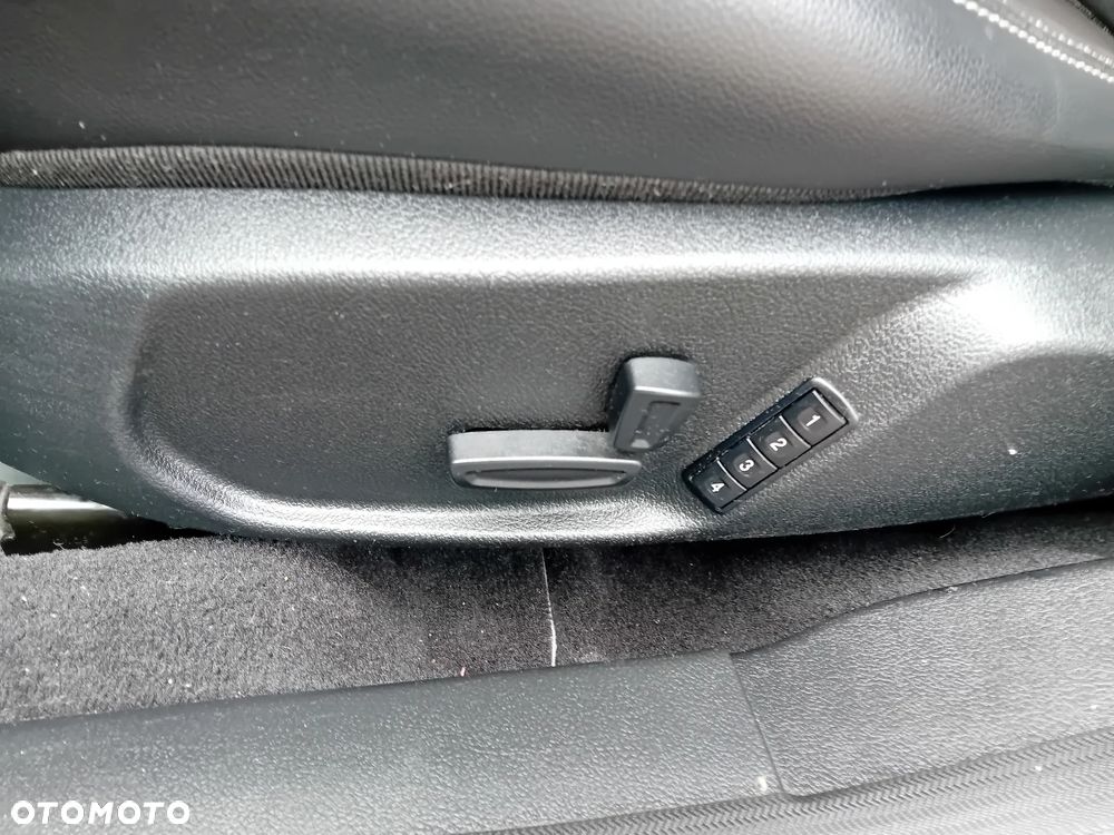 Ford Mondeo Turnier 2.0 TDCi Ambiente - 18