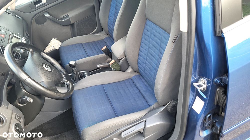 Volkswagen Golf Plus - 11