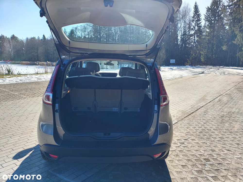 Renault Scenic 2.0 16V Privilege X-Tronic CVT - 12