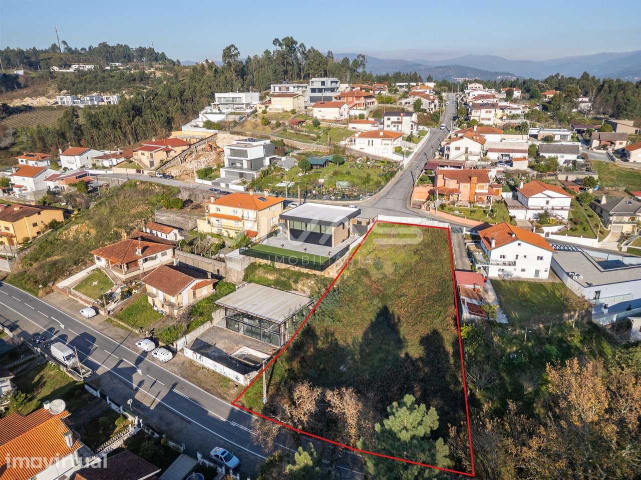 Lote para moradia individual em Esqueiros, Vila Verde - Grande imagem: 2/21