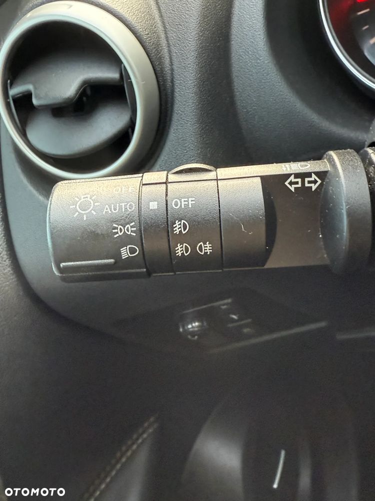 Nissan Qashqai 2.0 dCi 4x4 Tekna Premium - 30