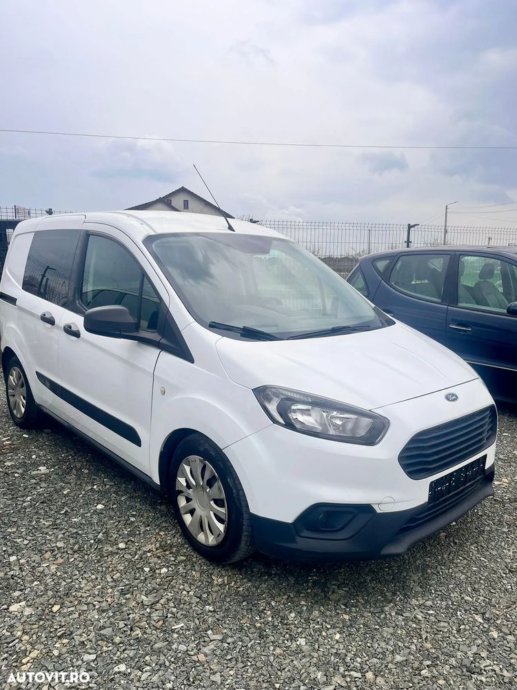 Ford Transit Connect - 19