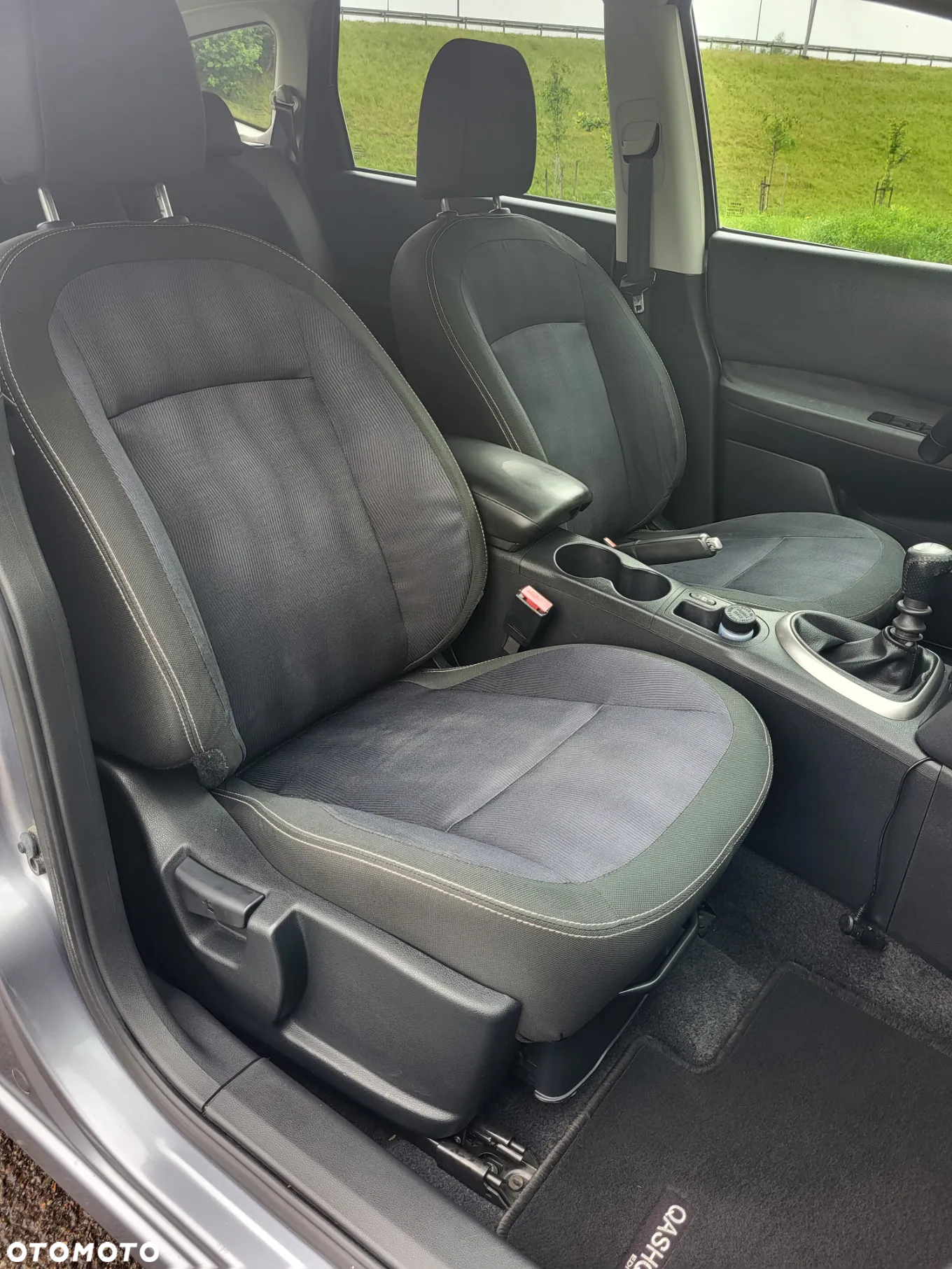 Nissan Qashqai+2 - 17