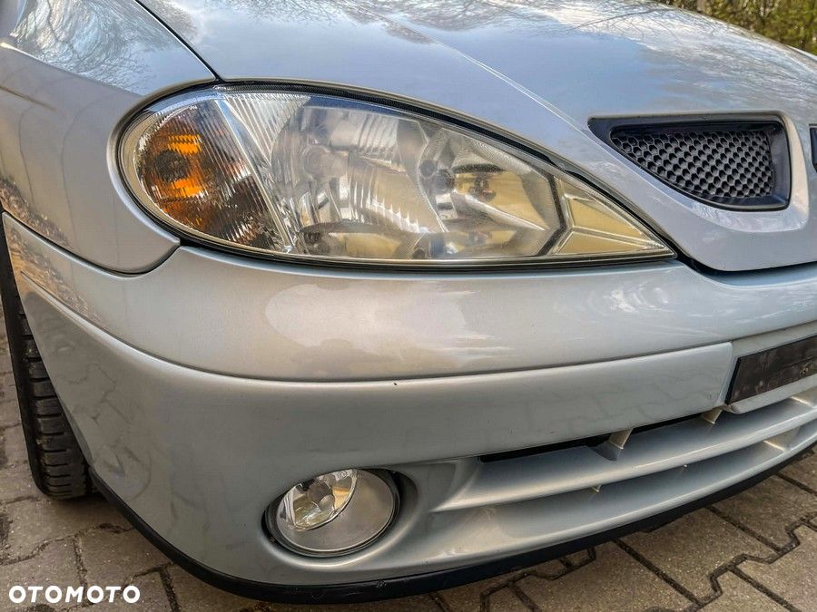 Renault Megane 1.6 - 27