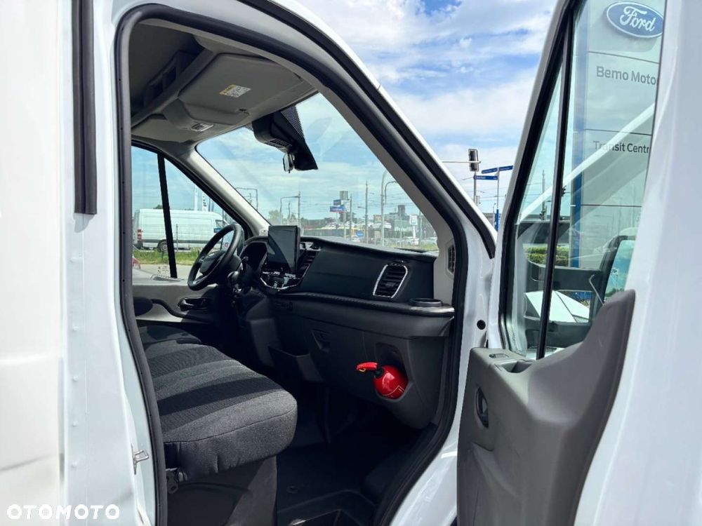 Ford Transit - 15