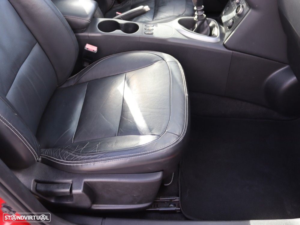 Nissan Qashqai 1.5 dCi Tekna Premium Pele Preta 18 - 17