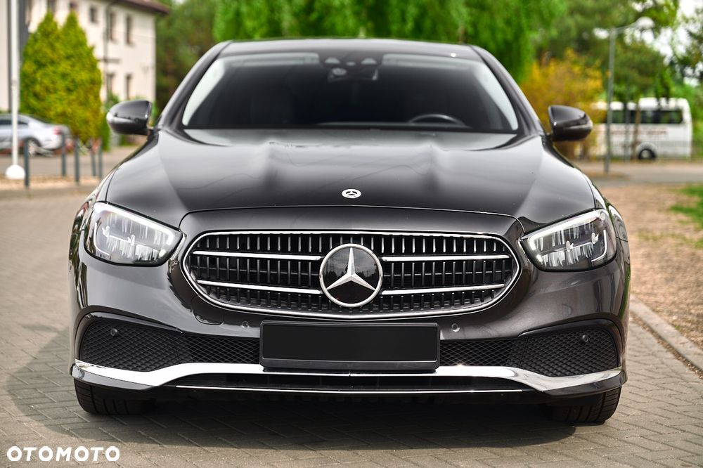 Mercedes-Benz Klasa E 220 d 9G-TRONIC - 3