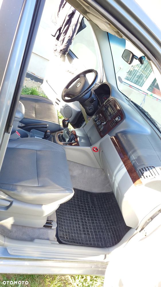 Suzuki Grand Vitara 2.7 V6 - 9
