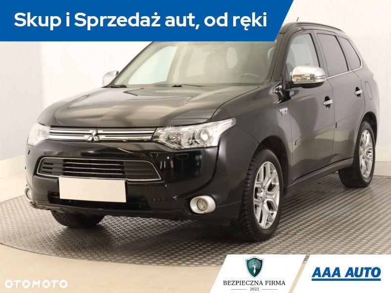 Mitsubishi Outlander - 3