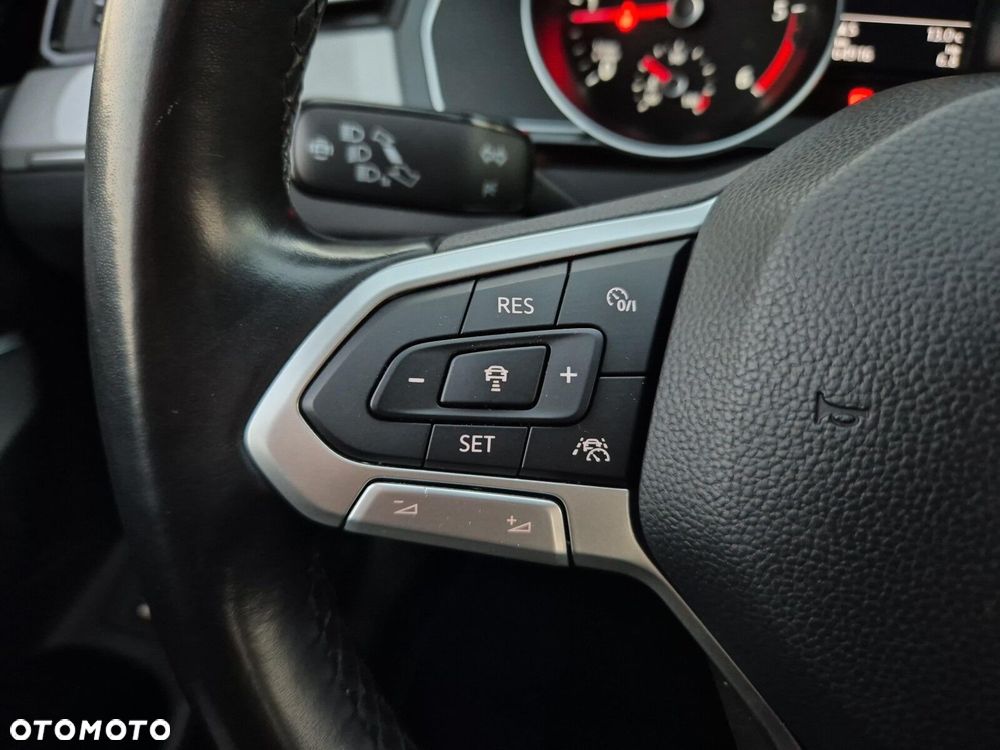 Volkswagen Passat 2.0 TDI EVO Business DSG - 20