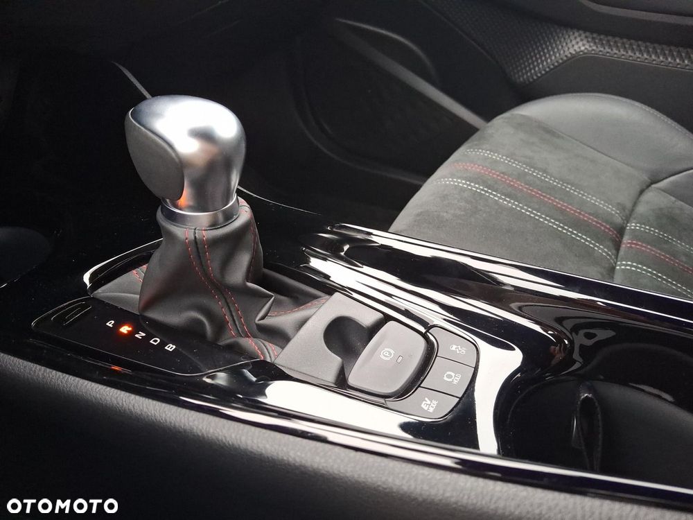 Toyota C-HR 1.8 Hybrid GPF GR Sport - 26