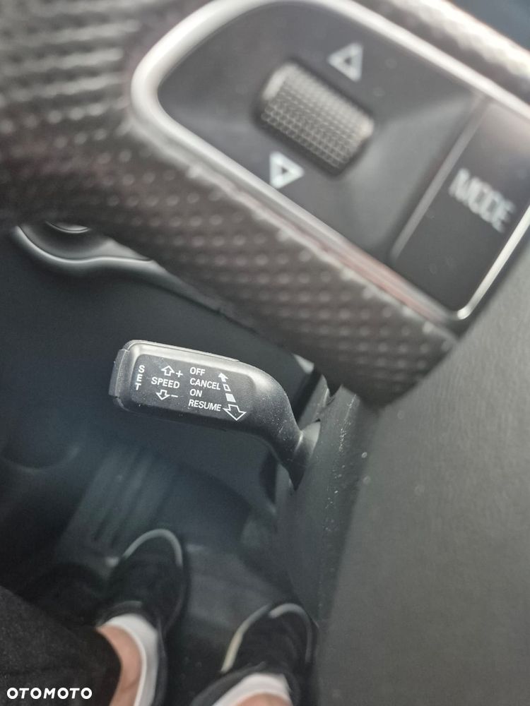 Audi A4 Avant 2.0 TDI DPF multitronic S line Sportpaket - 28