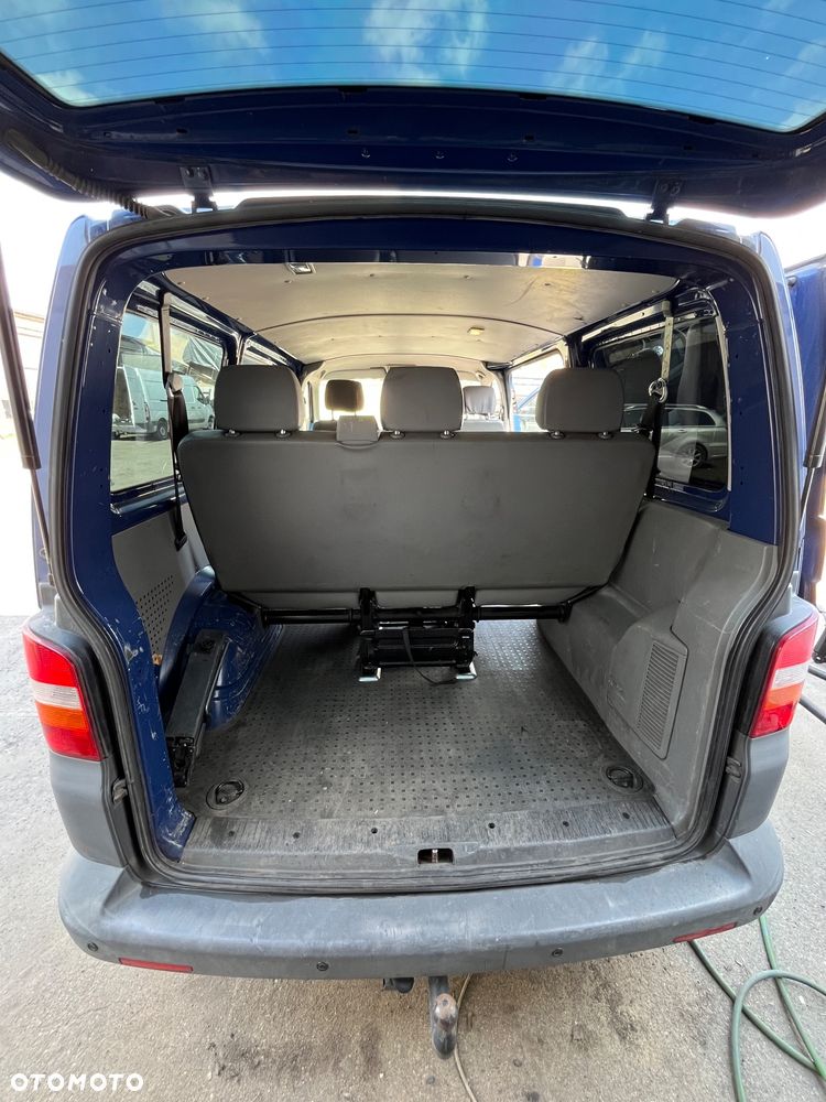 Volkswagen Transporter - 21