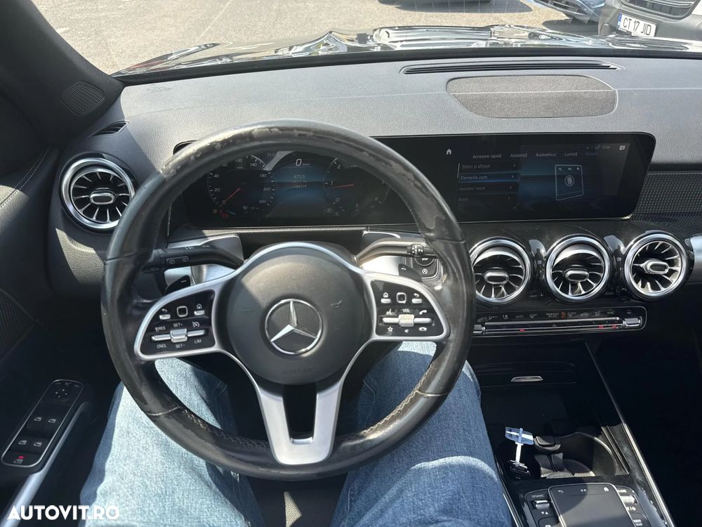 Mercedes-Benz GLB - 13