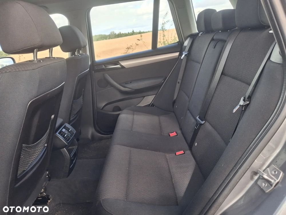 BMW X3 xDrive20d - 14