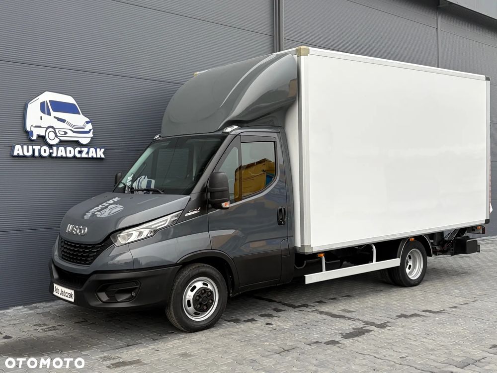 Iveco Daily 35C18 3.0 HPI Hi-Matic Kontener 8 palet + winda 750kg + drzwi boczne **LED**Niski przebieg**Climatronic**Sprowadzony**2021R** - 1