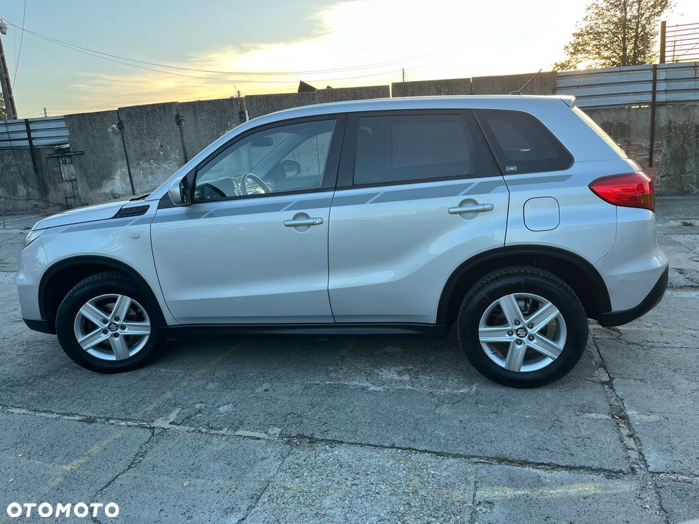 Suzuki Vitara 1.6 Premium 2WD - 25