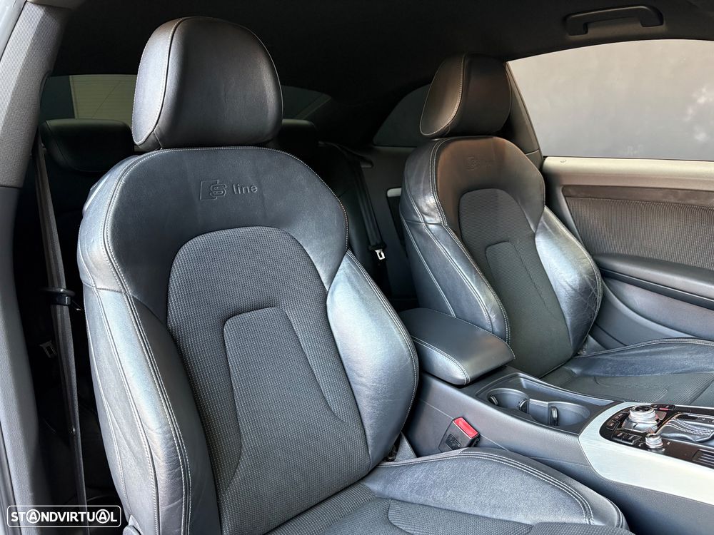 Audi A5 2.0 TDI Multitronic Business Line S-line - 13