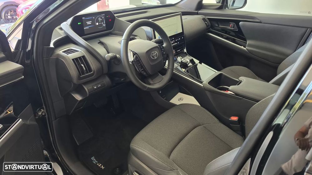 Toyota bZ4X 71,4 kWh Premium - 43