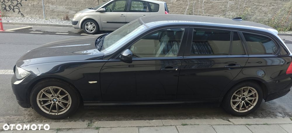 BMW Seria 3 320d xDrive - 5