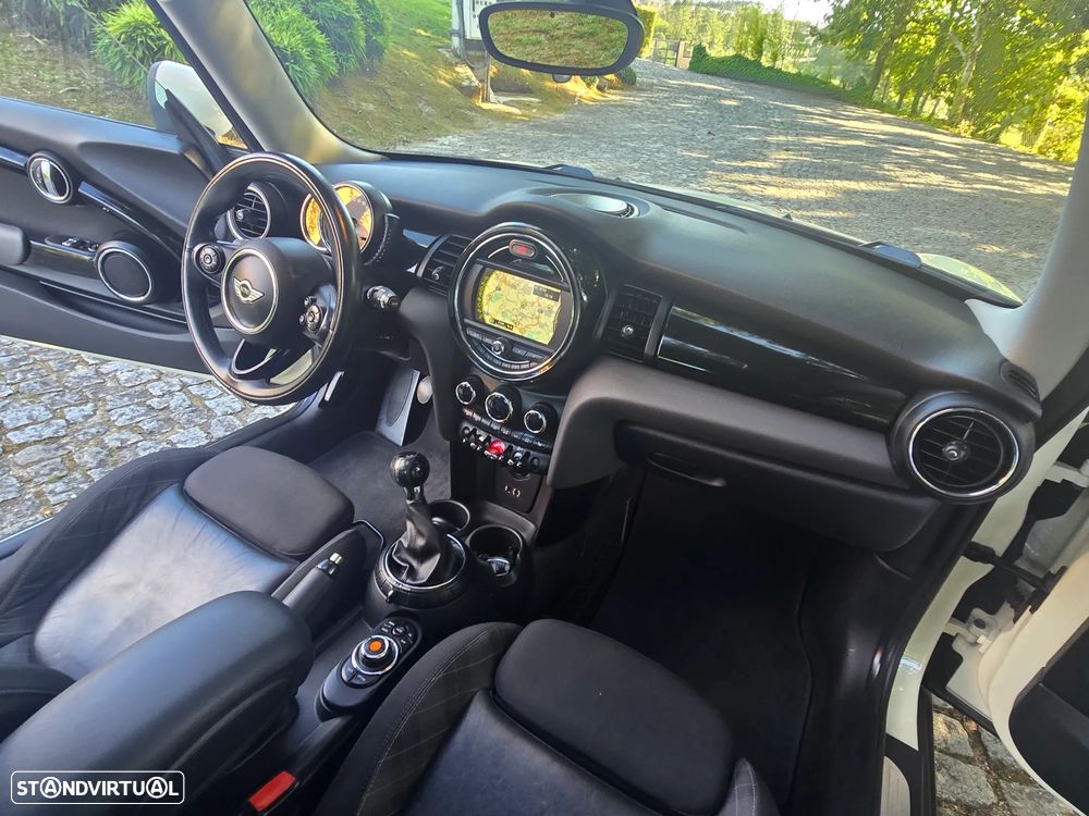 MINI 3 Portas Cooper D - 18