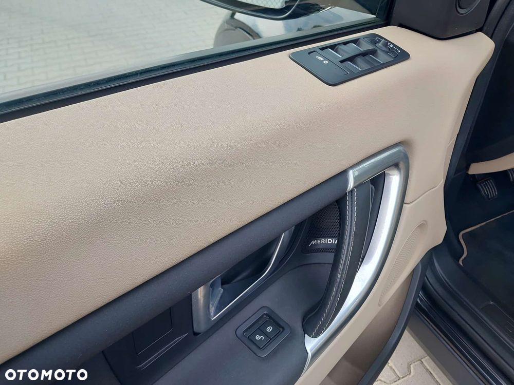 Land Rover Discovery Sport TD4 HSE - 10