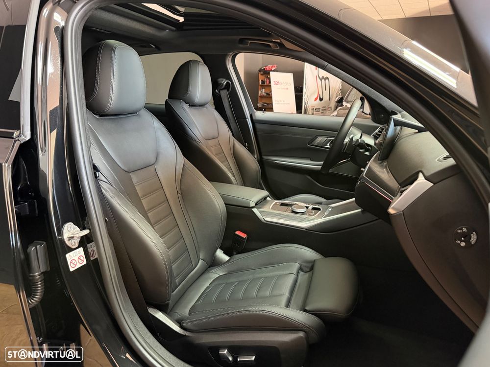 BMW 330 e Pack Desportivo M Auto - 20