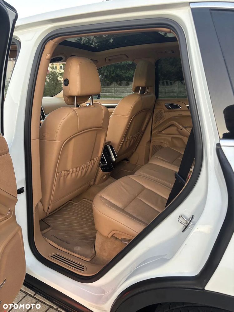 Porsche Cayenne Diesel - 19