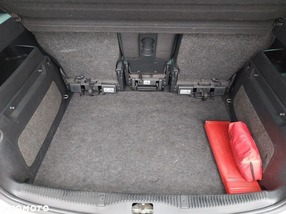 Skoda Roomster 1.4 16V Style - 10