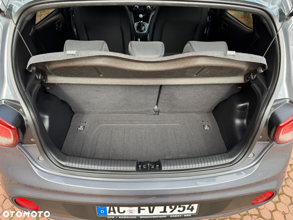 Hyundai i10 1.0 - 20