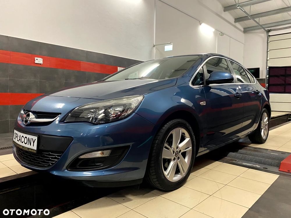 Opel Astra 1.4 Turbo ecoFLEX Start/Stop Exklusiv - 2
