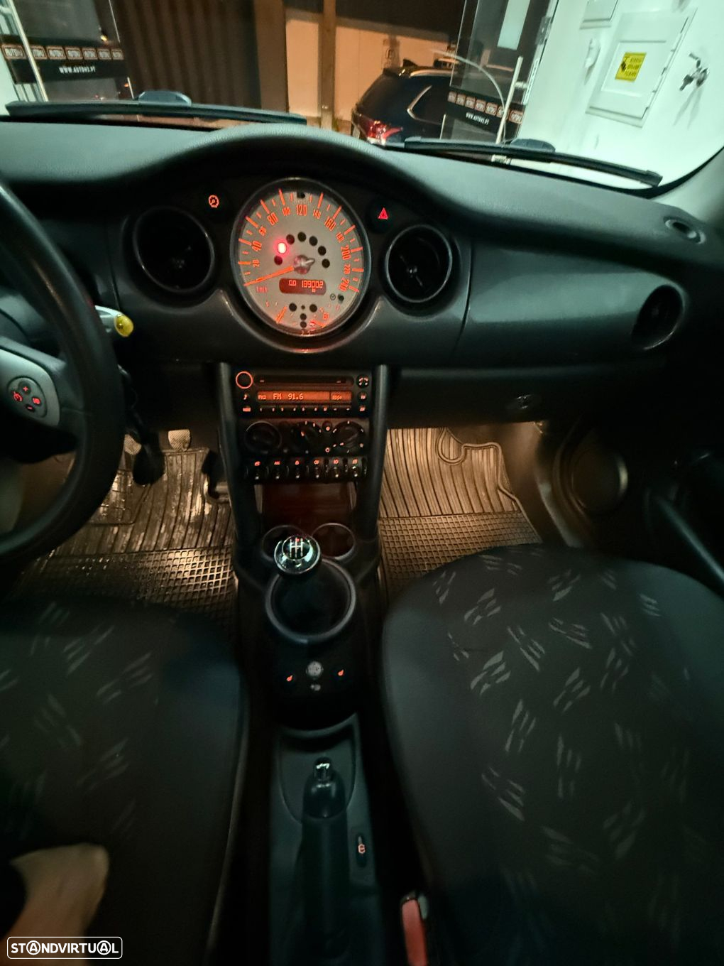 MINI 3 Portas One 1.6 Parklane - 9