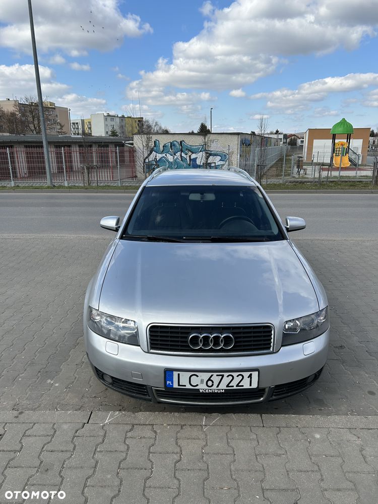 Audi A4 Avant - 6