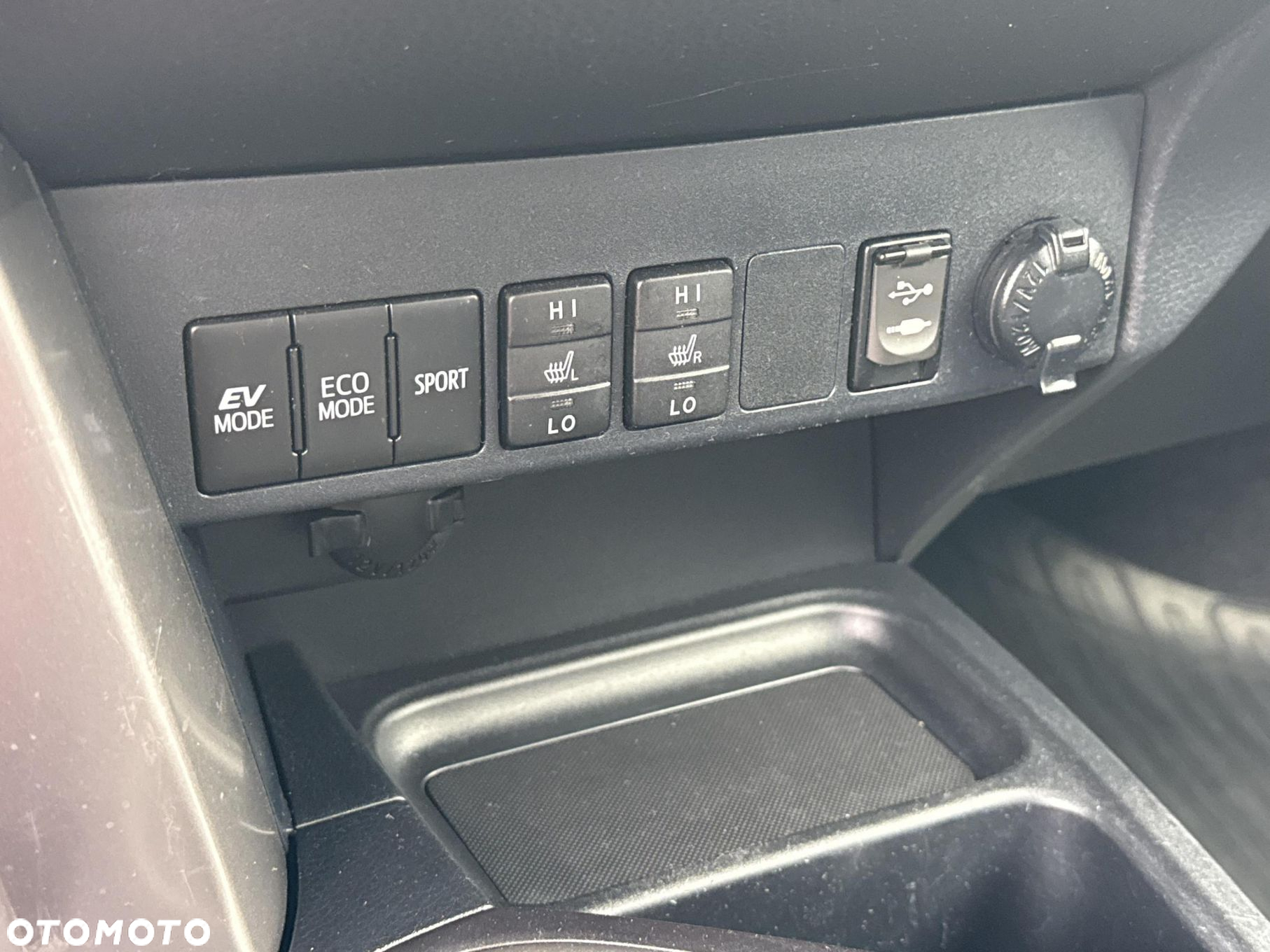 Toyota RAV4 Hybrid Prestige 4x4 - 21