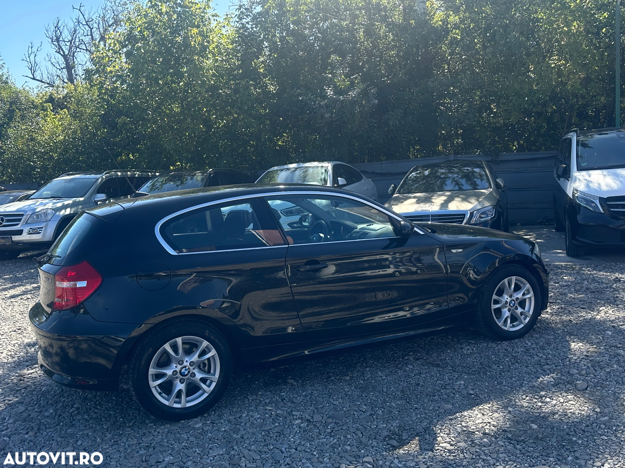 BMW Seria 1 118d - 29
