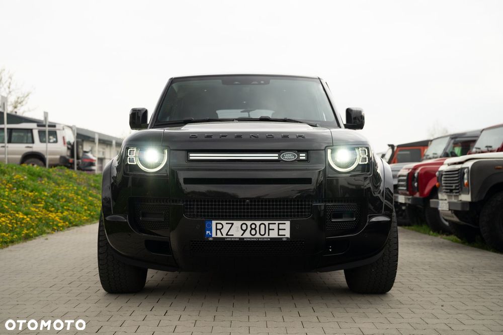Land Rover Defender - 13