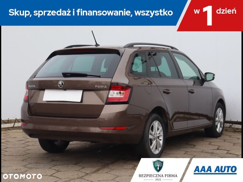 Skoda Fabia - 6