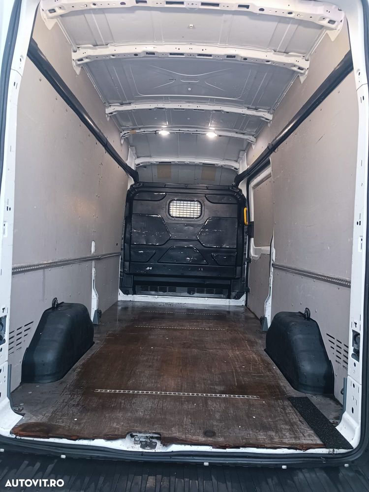 Ford Transit Custom - 5