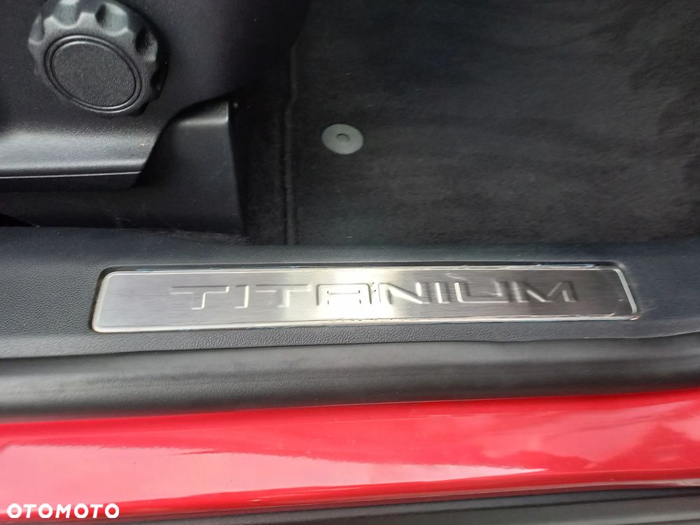 Ford Kuga 2.0 TDCi 4x2 Titanium - 30