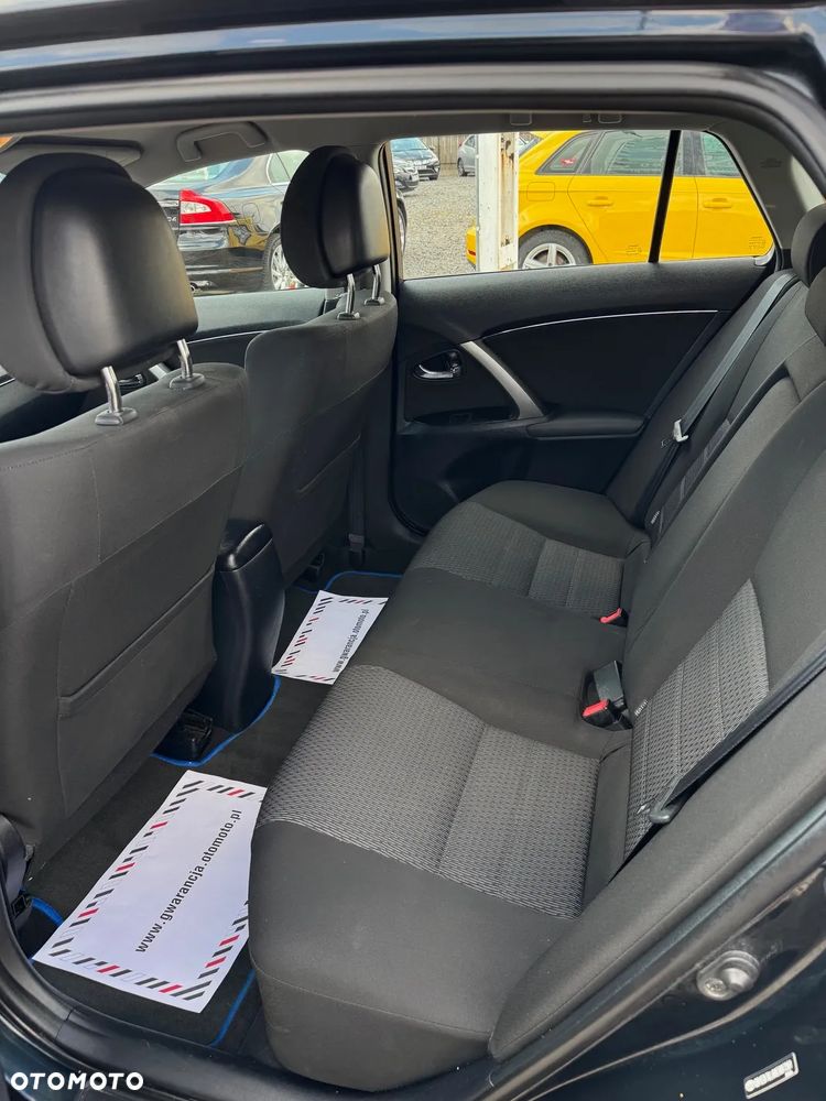 Toyota Avensis 2.0 D-4D Premium - 6