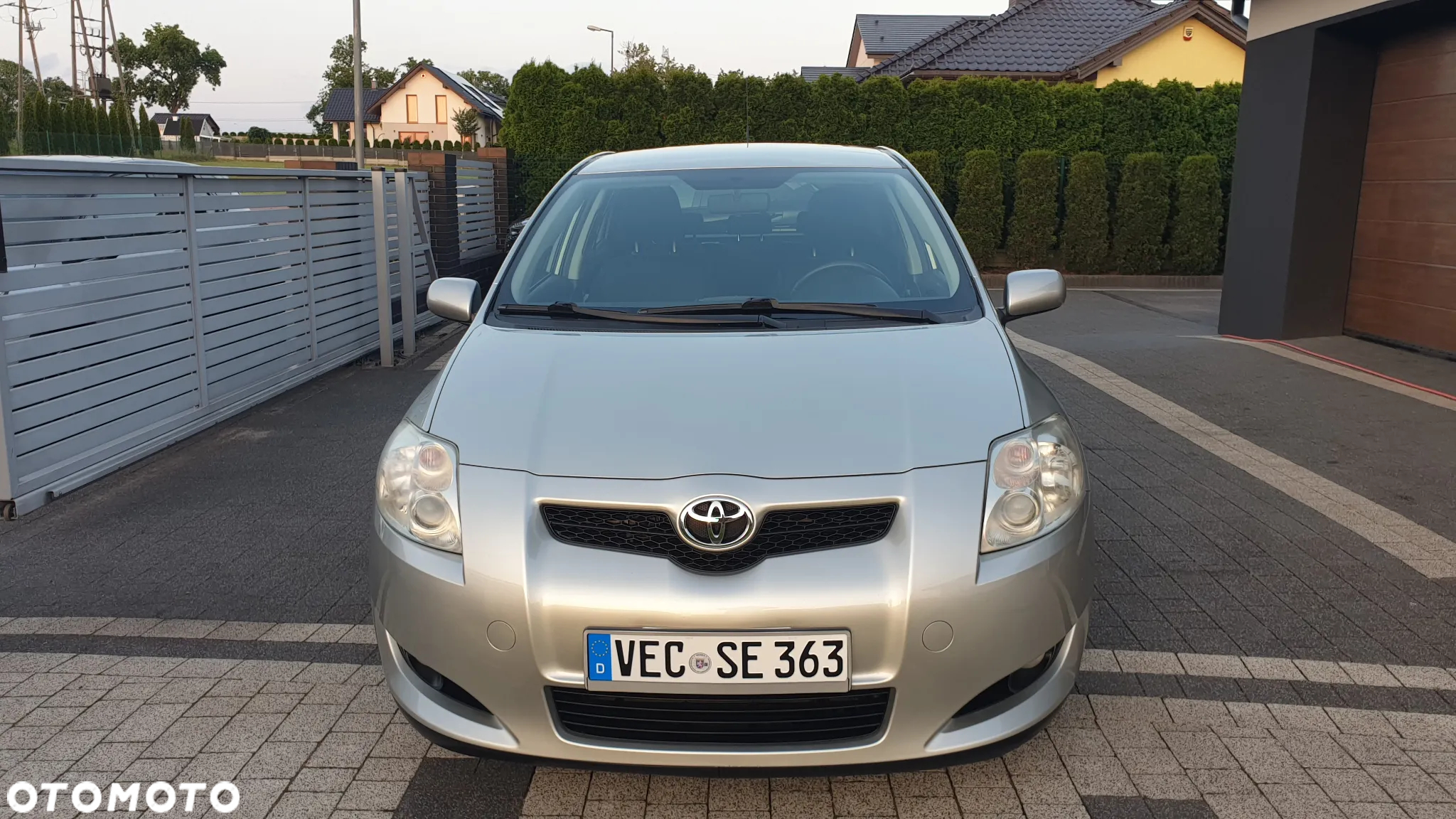 Toyota Auris 1.4 VVT-i Team - 2