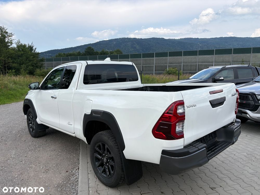 Toyota Hilux - 7