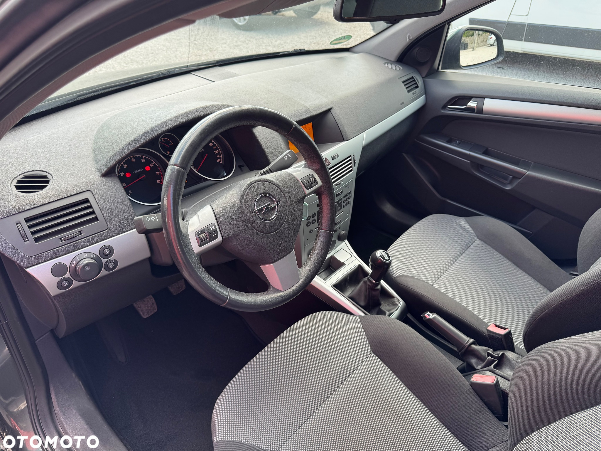 Opel Astra 1.6 - 14