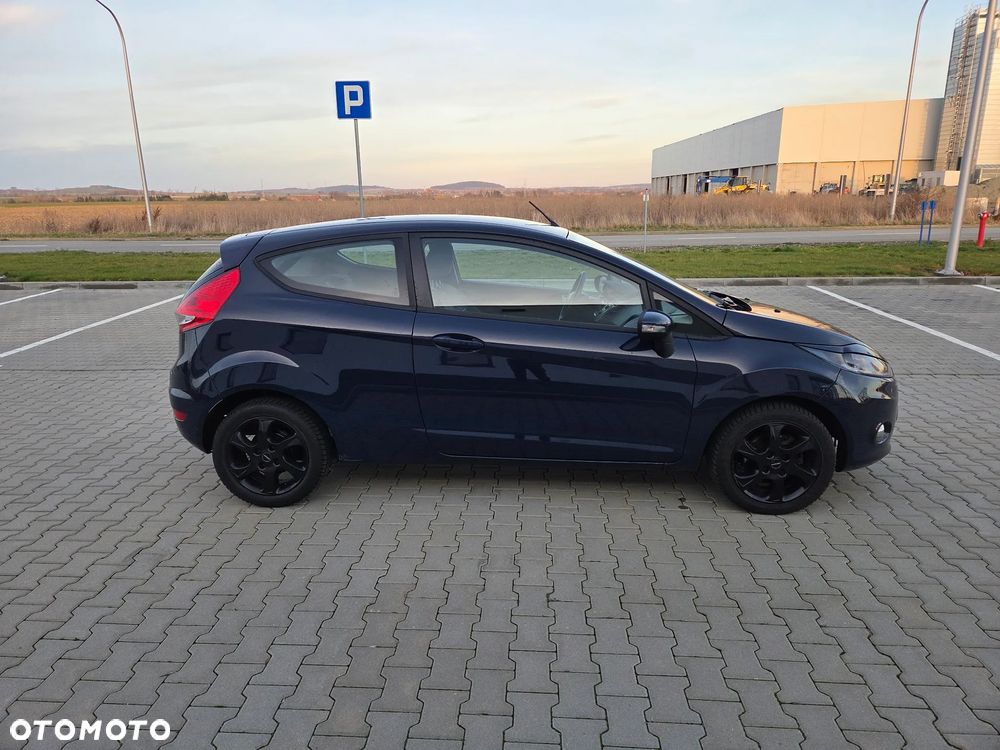 Ford Fiesta 1.25 Trend Edition - 6