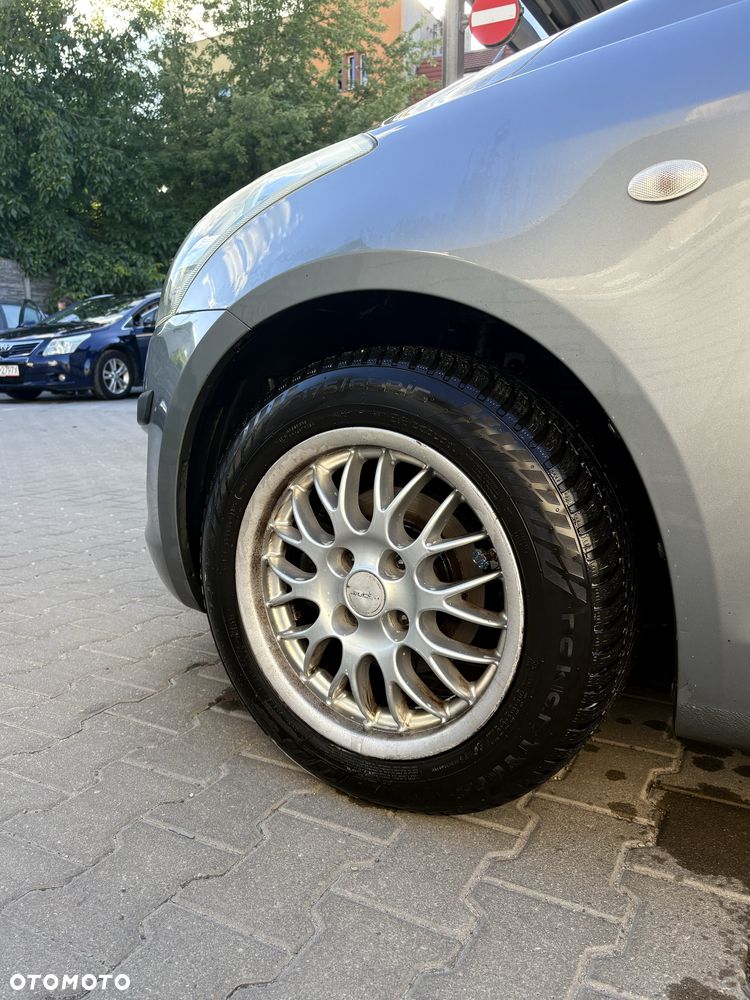 Suzuki Swift - 3