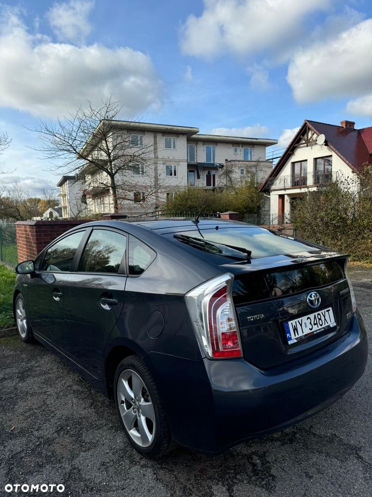 Toyota Prius (Hybrid) Comfort - 1